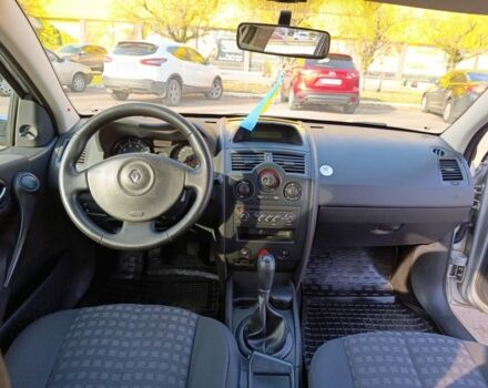 Серый Рено Меган, объемом двигателя 1.6 л и пробегом 210 тыс. км за 4560 $, фото 14 на Automoto.ua