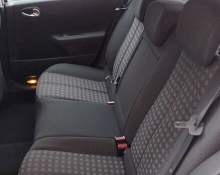 Серый Рено Меган, объемом двигателя 1.6 л и пробегом 200 тыс. км за 5555 $, фото 8 на Automoto.ua