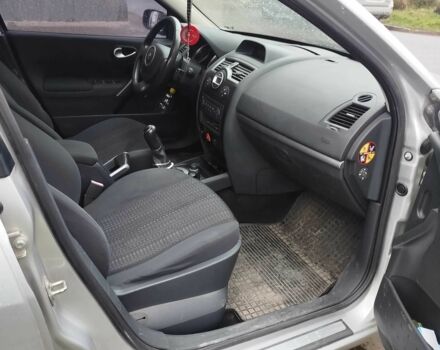 Сірий Рено Меган, об'ємом двигуна 1.6 л та пробігом 174 тис. км за 4000 $, фото 5 на Automoto.ua