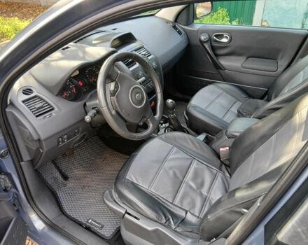 Рено Меган 2006 в Конотопе на Automoto.ua Серый Рено Меган, объемом двигателя 2 л и пробегом 219 тыс. км за 5600 $, фото 18 на Automoto.ua