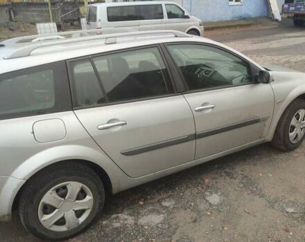 Серый Рено Меган, объемом двигателя 1.6 л и пробегом 298 тыс. км за 4500 $, фото 5 на Automoto.ua