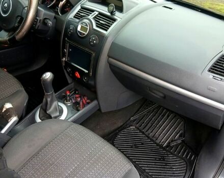 Серый Рено Меган, объемом двигателя 1.6 л и пробегом 280 тыс. км за 5000 $, фото 5 на Automoto.ua