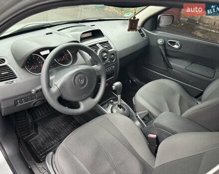 Сірий Рено Меган, об'ємом двигуна 1.6 л та пробігом 285 тис. км за 4850 $, фото 27 на Automoto.ua