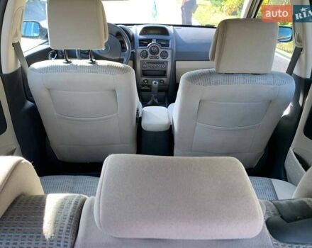 Сірий Рено Меган, об'ємом двигуна 1.6 л та пробігом 191 тис. км за 5600 $, фото 3 на Automoto.ua