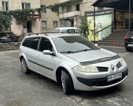 Серый Рено Меган, объемом двигателя 1.5 л и пробегом 300 тыс. км за 4800 $, фото 2 на Automoto.ua