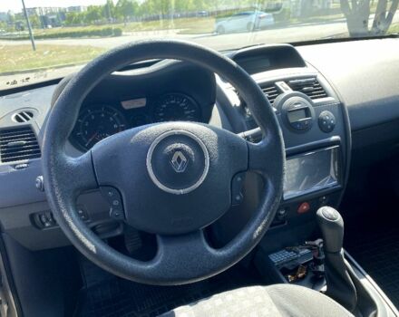 Серый Рено Меган, объемом двигателя 1.6 л и пробегом 278 тыс. км за 5000 $, фото 7 на Automoto.ua