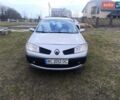 Сірий Рено Меган, об'ємом двигуна 1.6 л та пробігом 300 тис. км за 3950 $, фото 1 на Automoto.ua