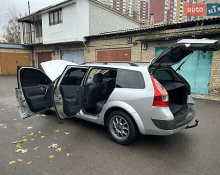 Сірий Рено Меган, об'ємом двигуна 1.6 л та пробігом 285 тис. км за 4850 $, фото 16 на Automoto.ua