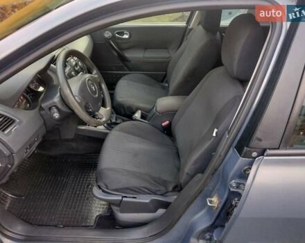Сірий Рено Меган, об'ємом двигуна 1.46 л та пробігом 314 тис. км за 4000 $, фото 8 на Automoto.ua