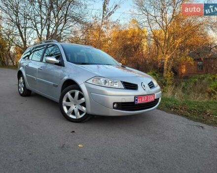 Серый Рено Меган, объемом двигателя 1.6 л и пробегом 182 тыс. км за 5700 $, фото 4 на Automoto.ua