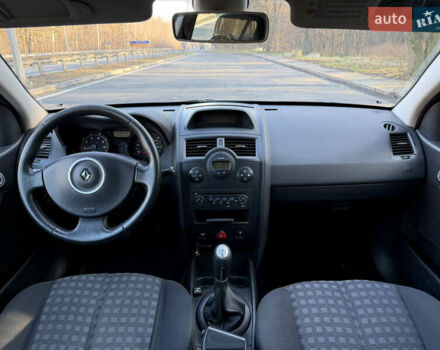 Серый Рено Меган, объемом двигателя 1.6 л и пробегом 248 тыс. км за 4900 $, фото 9 на Automoto.ua
