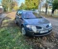 Рено Меган 2006 в Конотопе на Automoto.ua Серый Рено Меган, объемом двигателя 2 л и пробегом 219 тыс. км за 5600 $, фото 1 на Automoto.ua