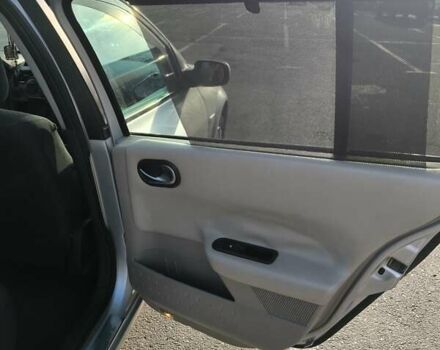 Серый Рено Меган, объемом двигателя 1.6 л и пробегом 375 тыс. км за 4500 $, фото 11 на Automoto.ua