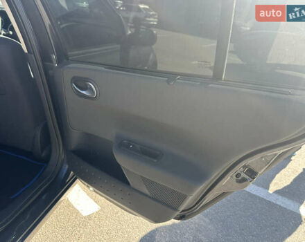 Рено Меган 2006 у Нежине на Automoto.ua Сірий Рено Меган, об'ємом двигуна 1.6 л та пробігом 243 тис. км за 5900 $, фото 24 на Automoto.ua