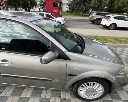 Сірий Рено Меган, об'ємом двигуна 1.9 л та пробігом 265 тис. км за 4700 $, фото 6 на Automoto.ua