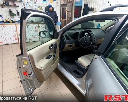 Серый Рено Меган, объемом двигателя 1.6 л и пробегом 220 тыс. км за 5100 $, фото 10 на Automoto.ua