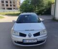 Сірий Рено Меган, об'ємом двигуна 2 л та пробігом 325 тис. км за 4700 $, фото 1 на Automoto.ua