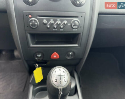 Сірий Рено Меган, об'ємом двигуна 1.6 л та пробігом 200 тис. км за 5600 $, фото 11 на Automoto.ua