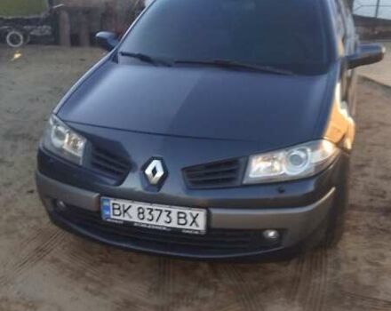 Серый Рено Меган, объемом двигателя 2 л и пробегом 350 тыс. км за 5700 $, фото 1 на Automoto.ua
