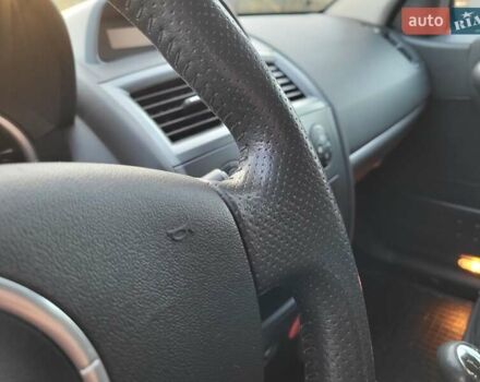 Серый Рено Меган, объемом двигателя 1.6 л и пробегом 182 тыс. км за 5700 $, фото 53 на Automoto.ua