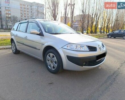 Серый Рено Меган, объемом двигателя 1.6 л и пробегом 210 тыс. км за 4650 $, фото 7 на Automoto.ua