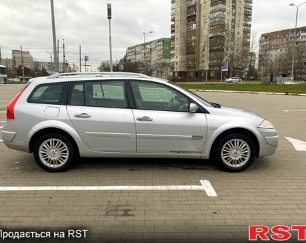 Серый Рено Меган, объемом двигателя 2 л и пробегом 275 тыс. км за 4700 $, фото 4 на Automoto.ua