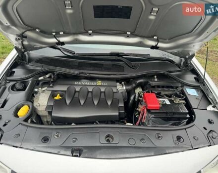 Сірий Рено Меган, об'ємом двигуна 1.6 л та пробігом 216 тис. км за 5400 $, фото 10 на Automoto.ua