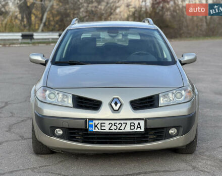 Серый Рено Меган, объемом двигателя 2 л и пробегом 280 тыс. км за 4700 $, фото 1 на Automoto.ua