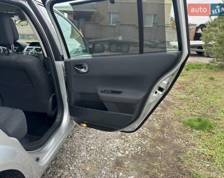 Сірий Рено Меган, об'ємом двигуна 1.6 л та пробігом 216 тис. км за 5400 $, фото 27 на Automoto.ua