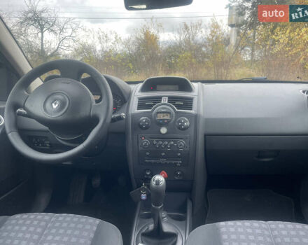 Рено Меган 2006 в Ковель на Automoto.ua Серый Рено Меган, объемом двигателя 1.6 л и пробегом 287 тыс. км за 4650 $, фото 14 на Automoto.ua