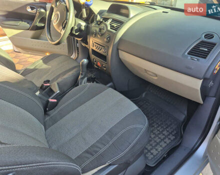 Серый Рено Меган, объемом двигателя 1.4 л и пробегом 253 тыс. км за 4500 $, фото 17 на Automoto.ua