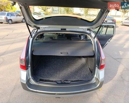 Серый Рено Меган, объемом двигателя 1.6 л и пробегом 210 тыс. км за 4650 $, фото 11 на Automoto.ua