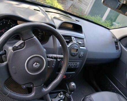 Рено Меган 2006 в Конотопе на Automoto.ua Серый Рено Меган, объемом двигателя 2 л и пробегом 219 тыс. км за 5600 $, фото 19 на Automoto.ua