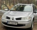 Серый Рено Меган, объемом двигателя 2 л и пробегом 274 тыс. км за 4900 $, фото 1 на Automoto.ua
