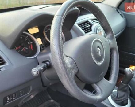Серый Рено Меган, объемом двигателя 1.6 л и пробегом 182 тыс. км за 5700 $, фото 55 на Automoto.ua