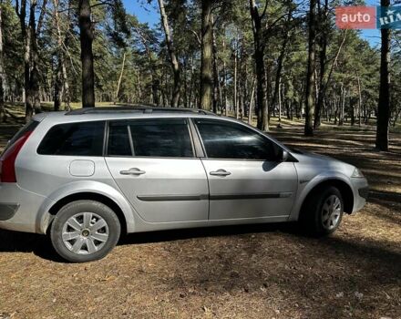 Сірий Рено Меган, об'ємом двигуна 1.6 л та пробігом 255 тис. км за 4700 $, фото 4 на Automoto.ua