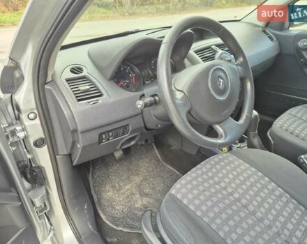 Серый Рено Меган, объемом двигателя 1.6 л и пробегом 230 тыс. км за 5500 $, фото 15 на Automoto.ua
