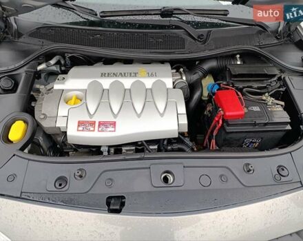 Серый Рено Меган, объемом двигателя 1.6 л и пробегом 215 тыс. км за 5700 $, фото 6 на Automoto.ua