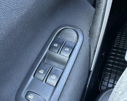 Серый Рено Меган, объемом двигателя 1.6 л и пробегом 235 тыс. км за 5200 $, фото 18 на Automoto.ua