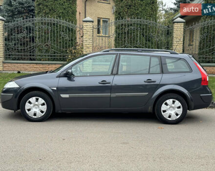Сірий Рено Меган, об'ємом двигуна 1.6 л та пробігом 200 тис. км за 5600 $, фото 1 на Automoto.ua