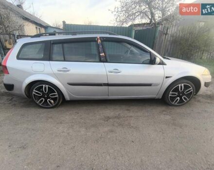 Сірий Рено Меган, об'ємом двигуна 1.5 л та пробігом 350 тис. км за 4700 $, фото 6 на Automoto.ua