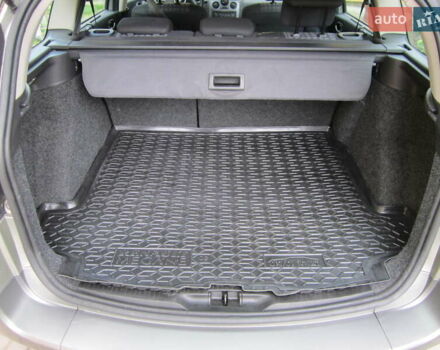 Сірий Рено Меган, об'ємом двигуна 1.6 л та пробігом 193 тис. км за 5000 $, фото 6 на Automoto.ua