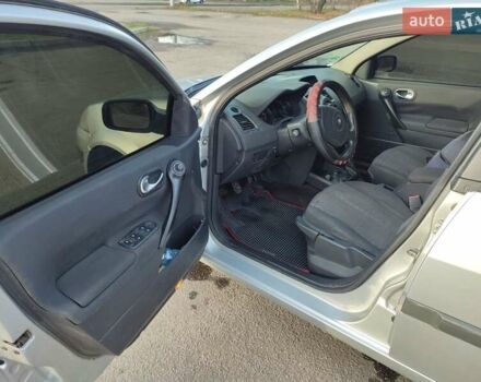 Сірий Рено Меган, об'ємом двигуна 1.6 л та пробігом 267 тис. км за 4800 $, фото 10 на Automoto.ua
