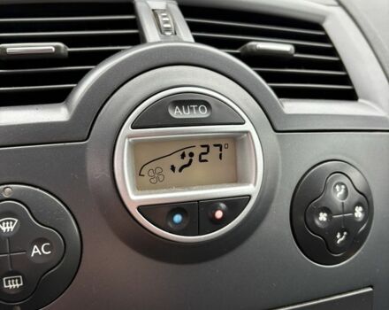 Сірий Рено Меган, об'ємом двигуна 1.6 л та пробігом 220 тис. км за 6100 $, фото 6 на Automoto.ua