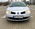 Сірий Рено Меган, об'ємом двигуна 2 л та пробігом 275 тис. км за 4700 $, фото 1 на Automoto.ua