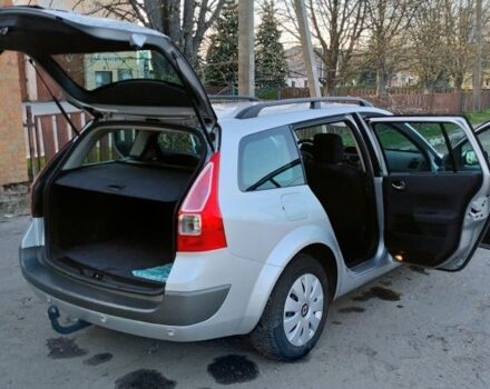 Серый Рено Меган, объемом двигателя 1.6 л и пробегом 200 тыс. км за 5555 $, фото 5 на Automoto.ua