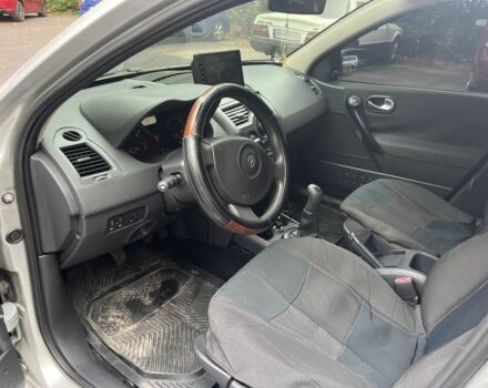 Серый Рено Меган, объемом двигателя 1.5 л и пробегом 300 тыс. км за 4800 $, фото 9 на Automoto.ua