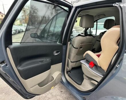 Серый Рено Меган, объемом двигателя 1.5 л и пробегом 265 тыс. км за 5790 $, фото 18 на Automoto.ua