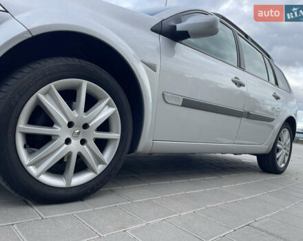 Серый Рено Меган, объемом двигателя 1.6 л и пробегом 196 тыс. км за 5500 $, фото 8 на Automoto.ua