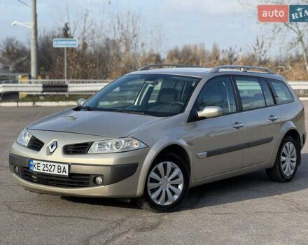 Серый Рено Меган, объемом двигателя 2 л и пробегом 280 тыс. км за 4700 $, фото 2 на Automoto.ua